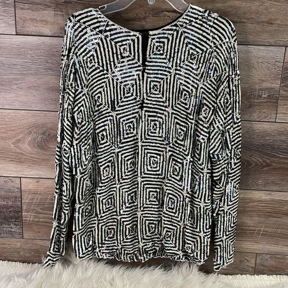 Ladies Black and White Fully Sequined 3/4 Sleeves, See Description - Picture 4 of 7